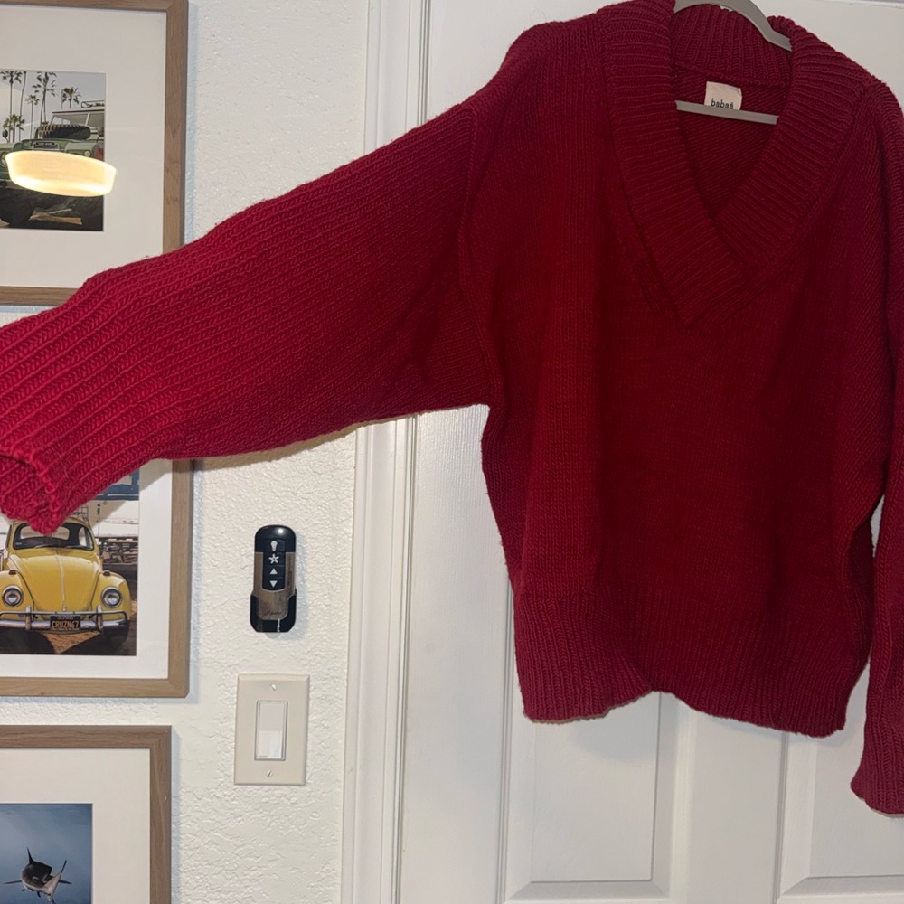 Babaa Red V-Neck Wool Sweater - Picture 6 of 10